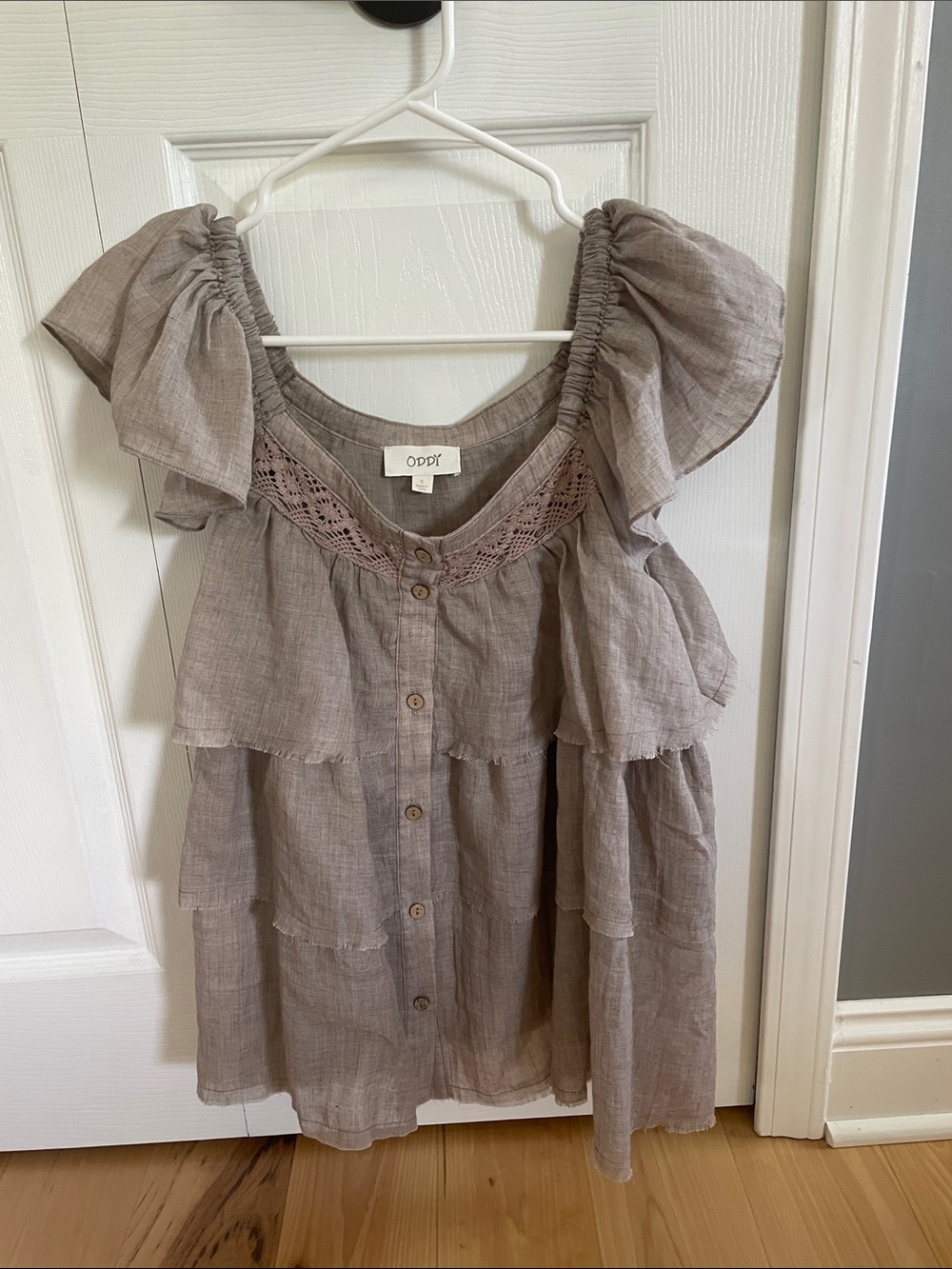 ODDY Tiered Puff Sleeve Blouse in Taupe